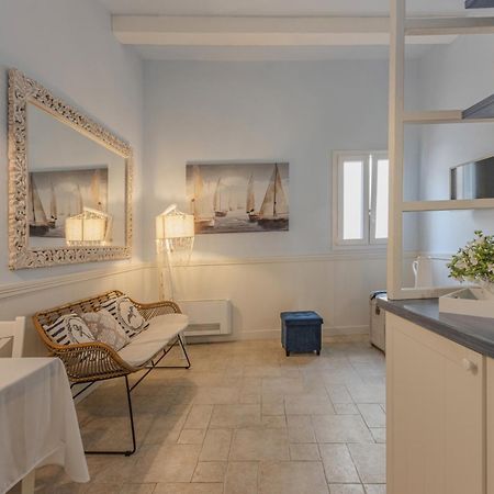 Chiasso S. Anna Relax Apartments Near The Sea モノーポリ エクステリア 写真